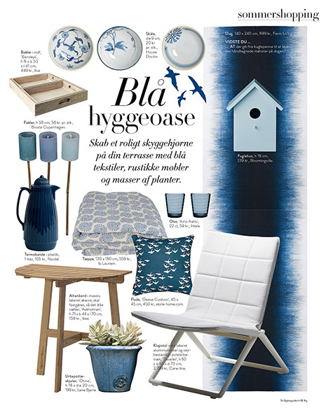 Geese pattern petrol Blue throw pillow 45x45cm 18x18" ships from Canada worldwide including the USA