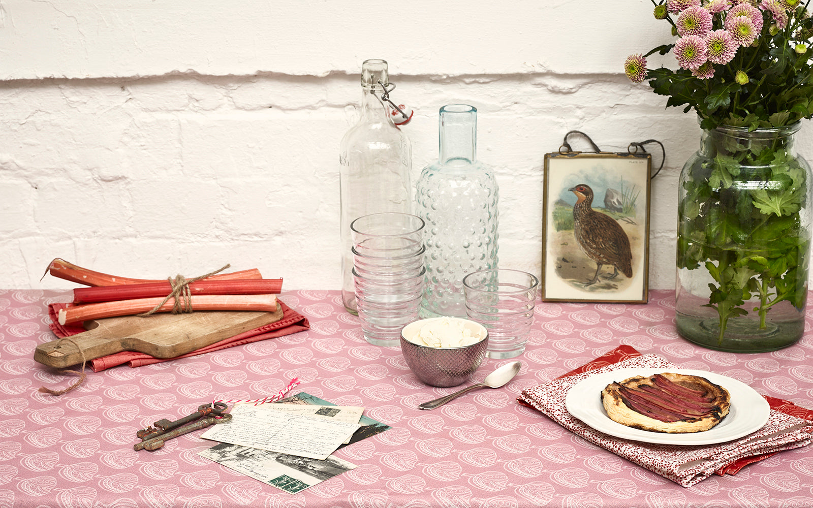 Table linens, tablecloths and napkins in Pale Pink to rich heather and bright fuchsia ships from Canada worldwide