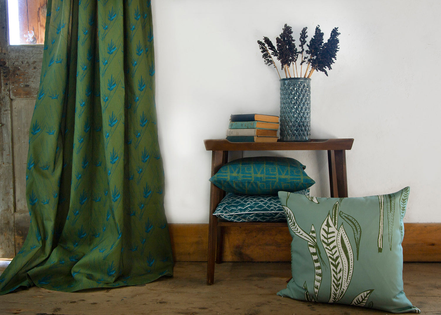 Beakrush-fabric-curtain-throw-pillows-olive-seafoma-green-canada-usa
