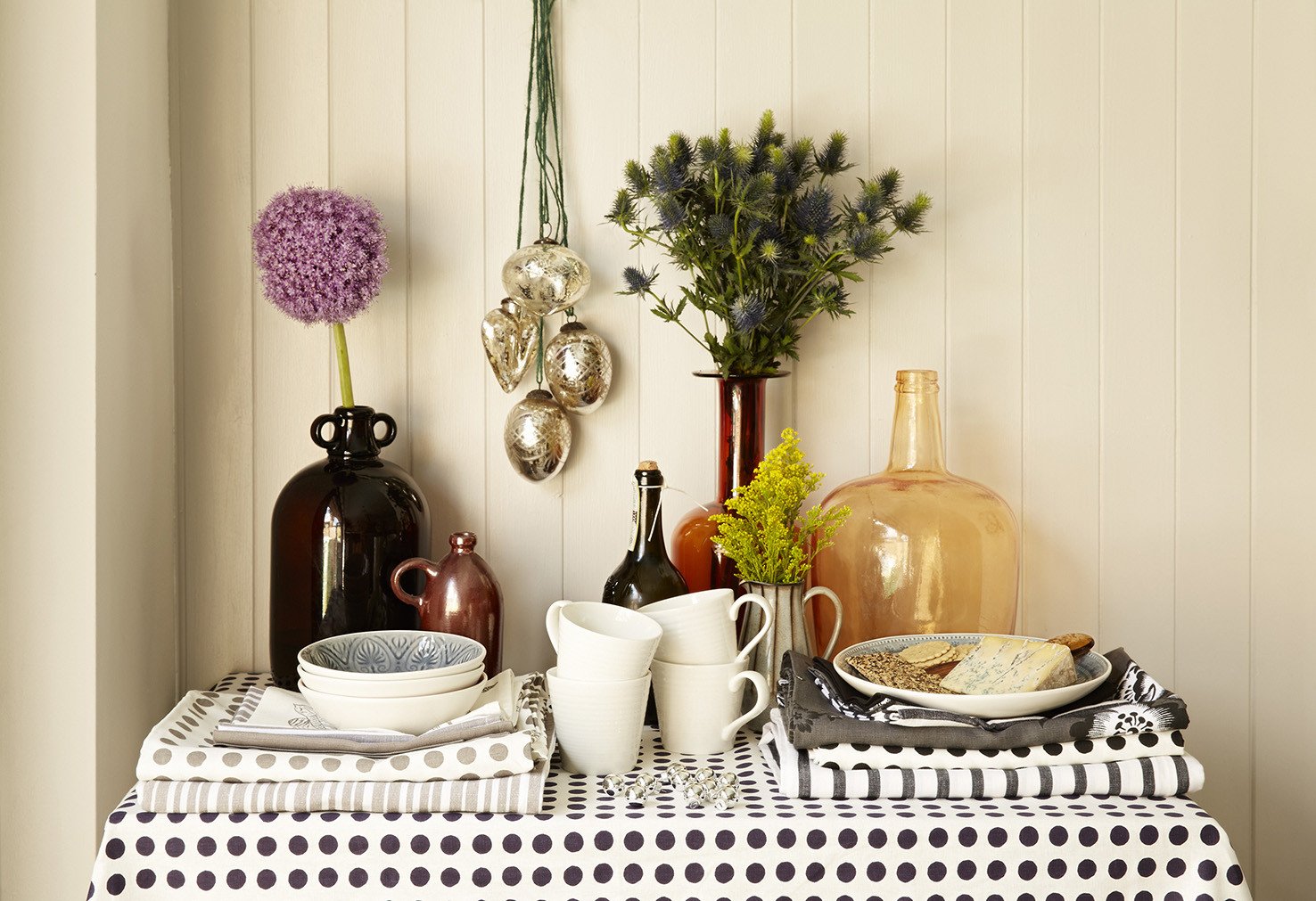 Geometric pattern printed canvas, cotton, linen fabrics by the meter or by the yard for curtains, blinds and upholstery ships from Canada including the USA