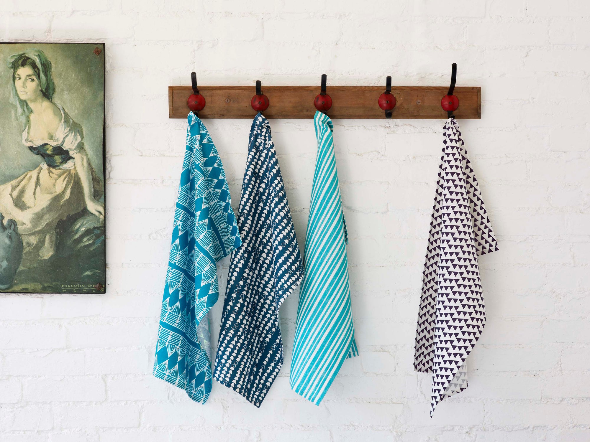 Cotton linen printed and striped tea towels. Made in the UK Ships from Canada worldwide including the USA