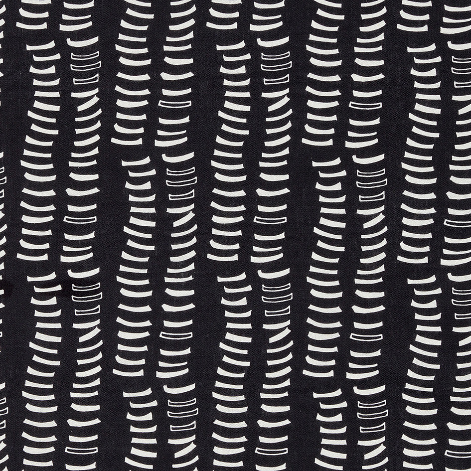 Graphic Graphic Adam's Rib Pattern Screen Printed Linen Cotton Canvas Fabric in Black and White